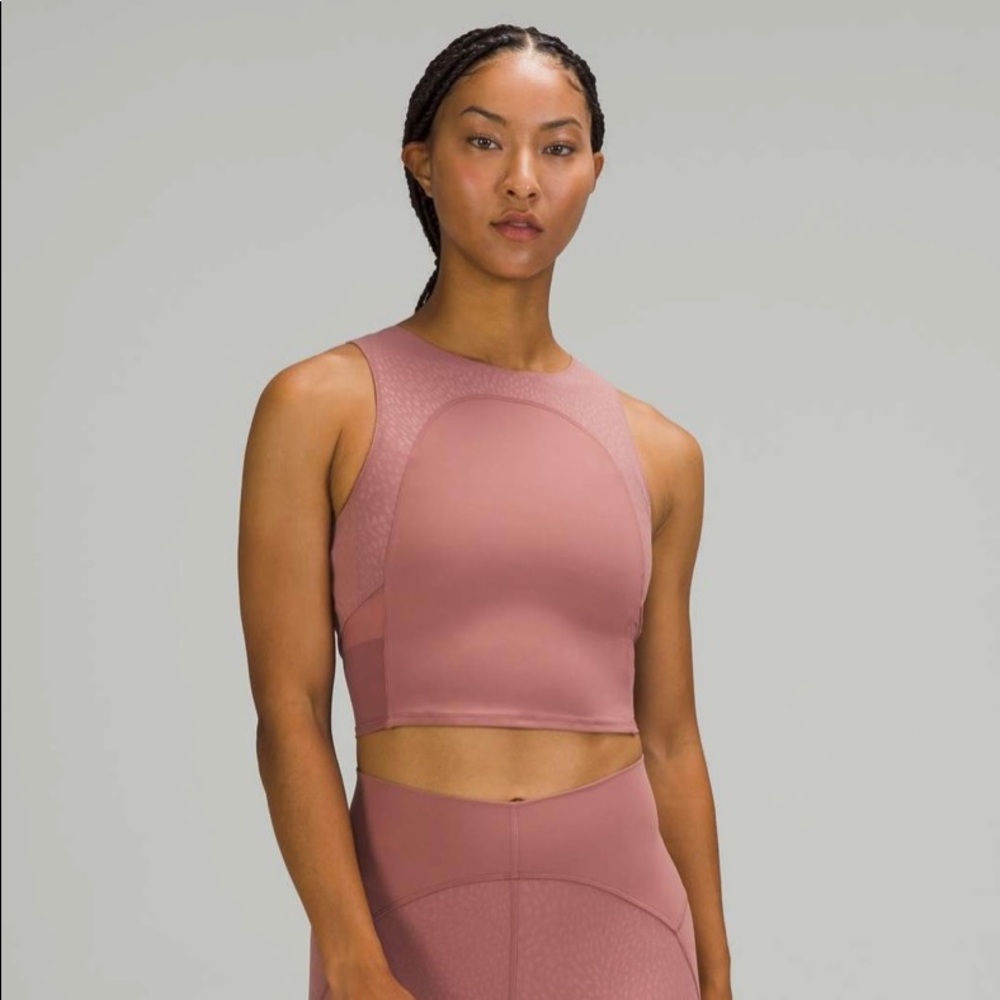 Lululemon mesh crop top in Spiced Chai